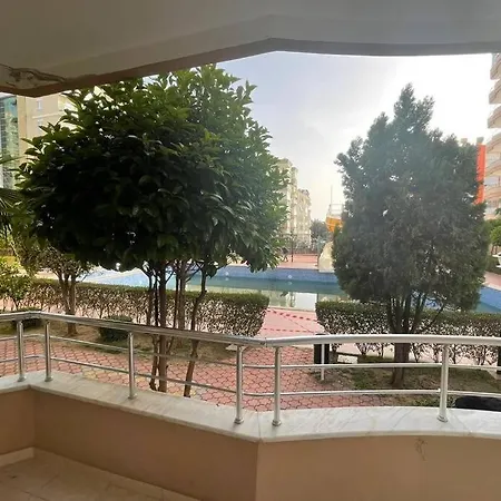 Alanya Mahmutlar 2+1 Ful Esyali Kiralik Daire アランヤ